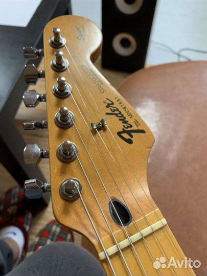 Электрогитара Fender Stratocaster squier series