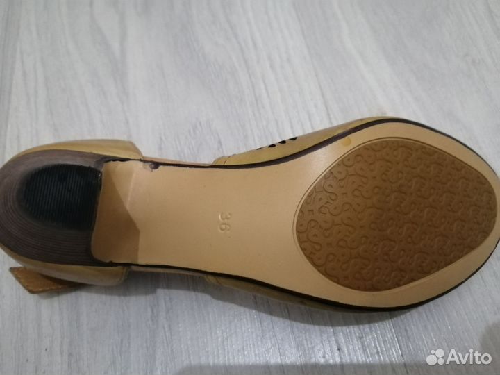 Босоножки женские 36 размер