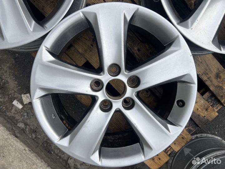 Оригинальные диски Toyota Rav4 R17 5x114.3