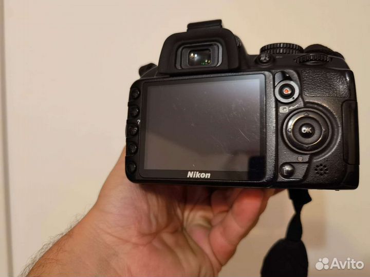 Nikon D3100 Kit 28600 кадров