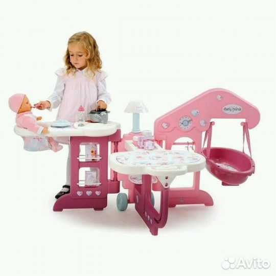 Центр для игры с куклой Smoby
