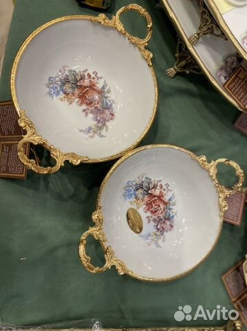 Блюдо салатник на ножках фарфор