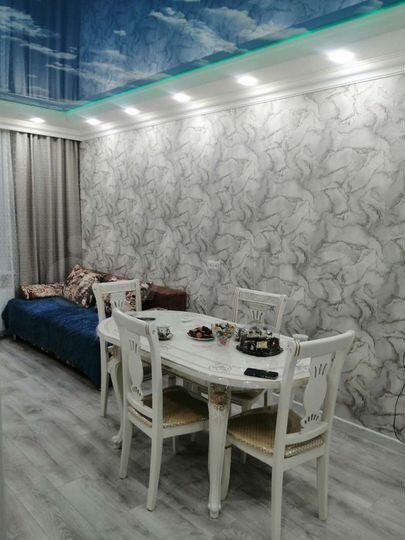 2-к. квартира, 53 м², 3/9 эт.