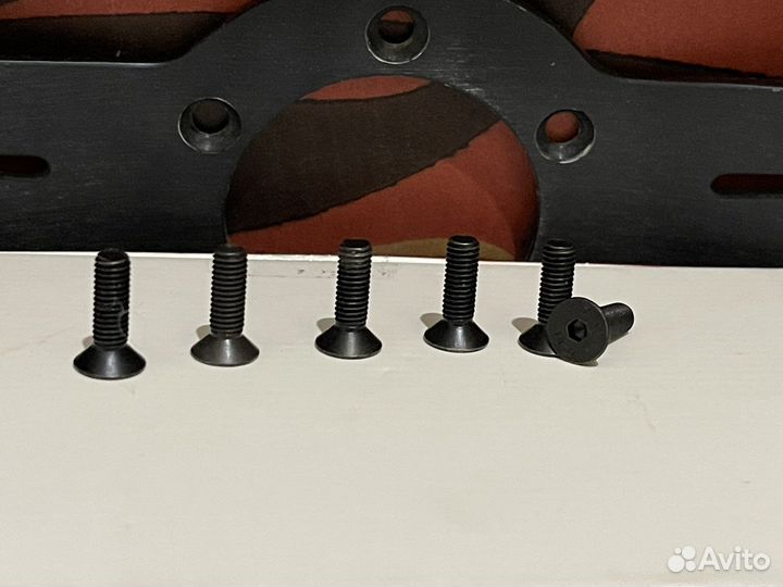 Болты для спортивного руля