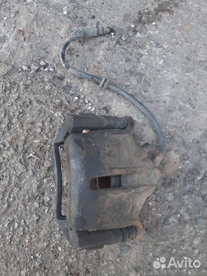 Суппорт тормозной передний правый ford mondeo 3