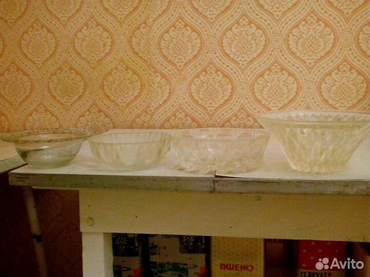 Салатники, селёдочница