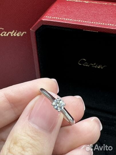 Кольцо cartier с бриллиантом