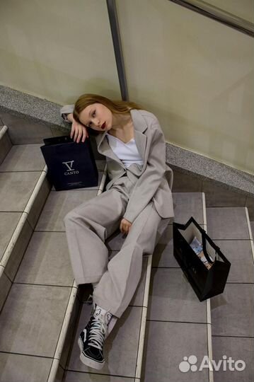 Костюм классический 42