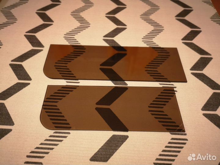 Полки стеклянные с креплениями