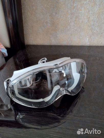 Очки защитные