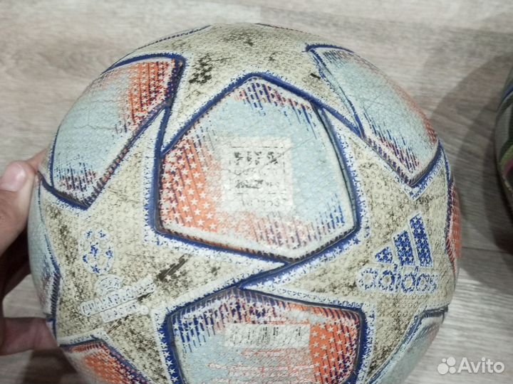 Футбольный мяч adidas лига чемпионов и евро