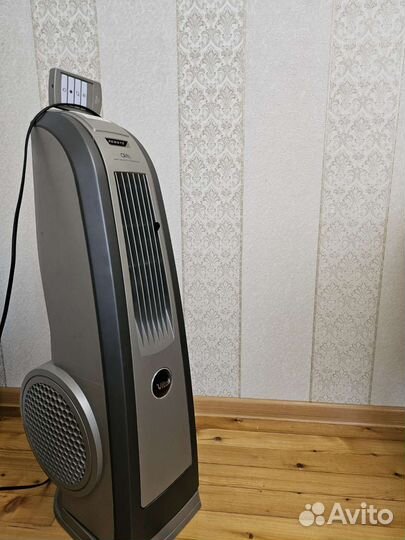 Вентилятор напольный с пультом Vitek