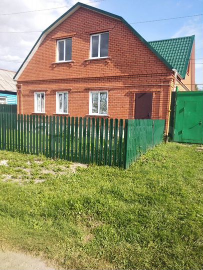 Дом 186 м² на участке 6 сот.