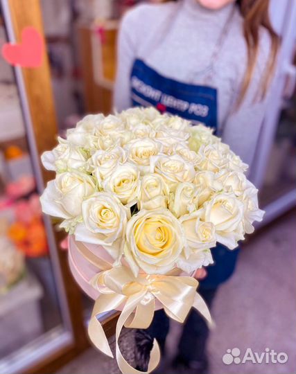 Цветы розы белые Классика букета Доставка