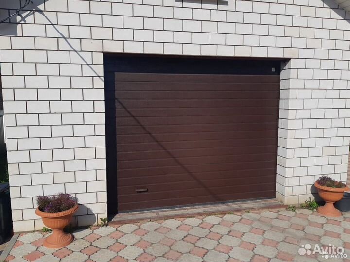 Ворота секционные Alutech Trend 2500*2200