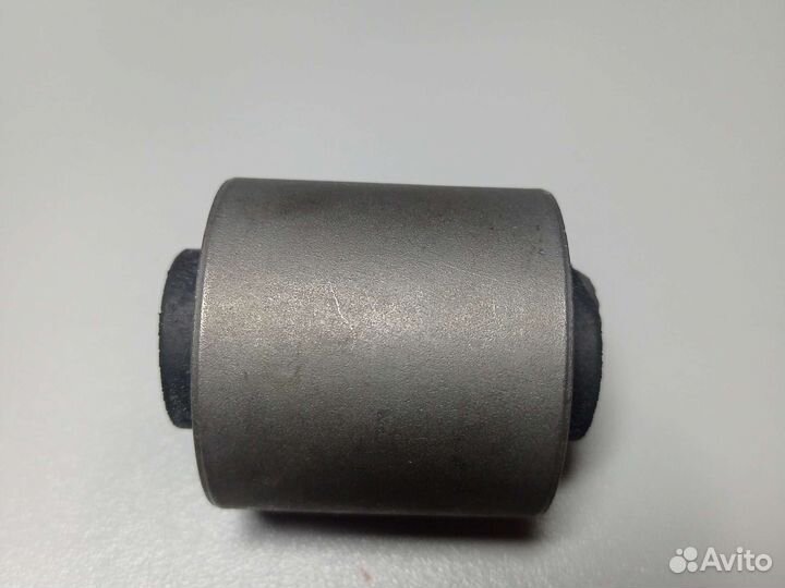 Сайлентблок задней поперечной тяги MAB-088RUB