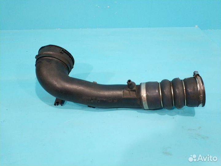 Воздушный патрубок BMW X6 с датчиком