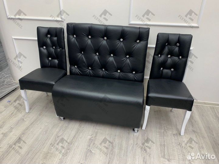 Диван и стулья в наличии