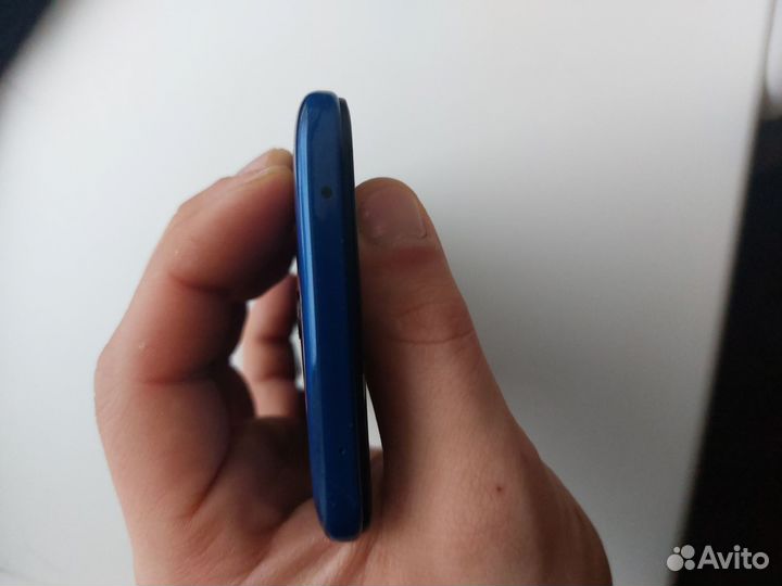 Xiaomi Redmi 8, 3/32 ГБ