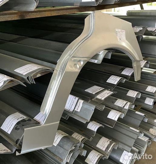 Арка левая VW Passat B4 1993-1996 (Klokkerholm)