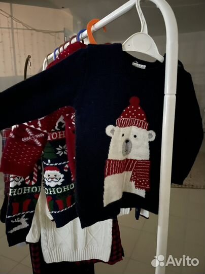 Новогодний свитер с оленями family look