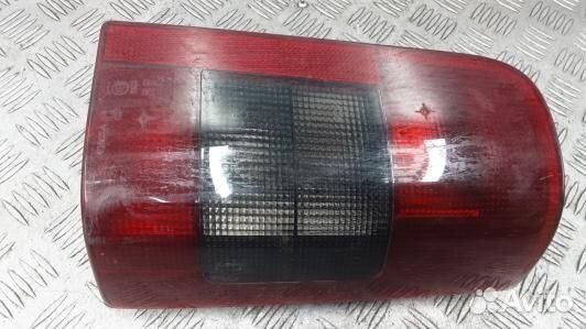 Фонарь задний правый peugeot partner 1 (HBE09MY01)