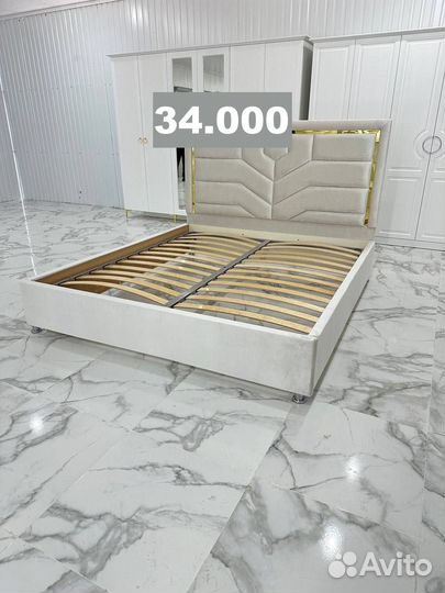 Спальная гарнитура