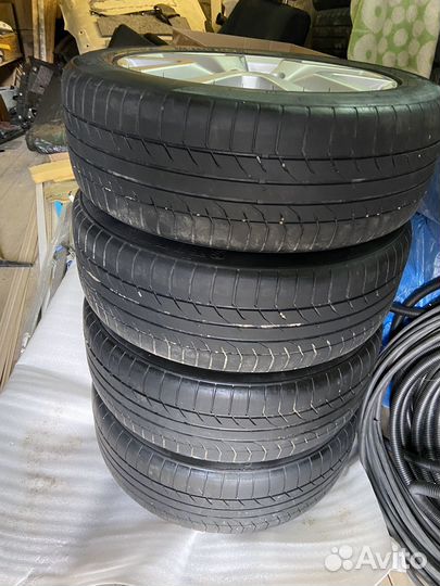 Комплект летних колес R18 nissan