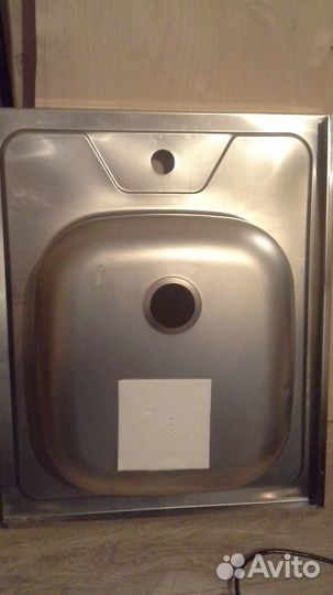 Раковина для кухни из нержавейки