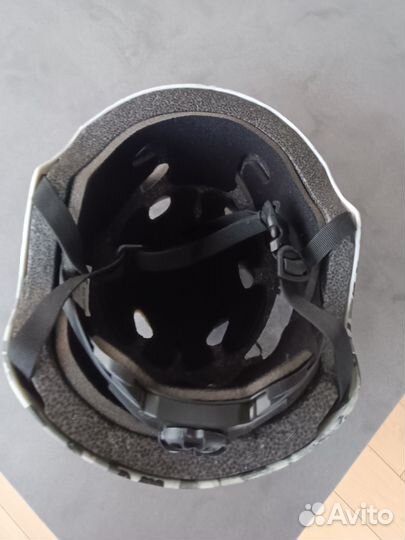 Шлем велосипедный + подарок 10 конусов