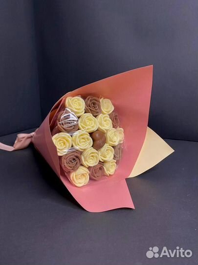 Розы из Бельгийского Шоколада - 19 шт в Букете