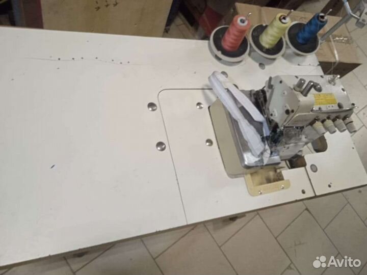 Оверлок Juki 6716S Tokyo Japan