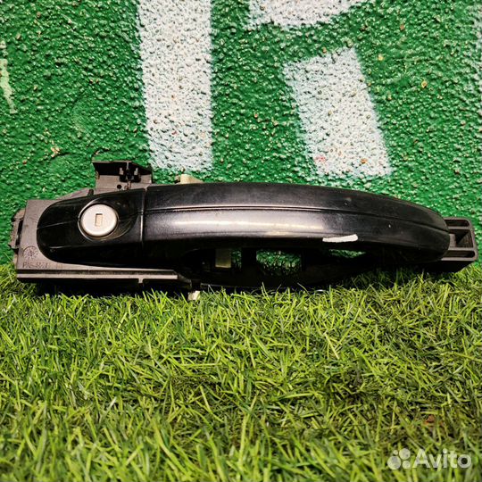 Наружная ручка двери Ford Focus 2