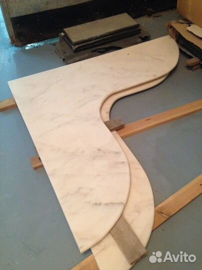 Столешницы из натурального камня мрамора и гранита