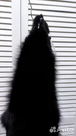 Шкурка песца чёрный цвет,новая,целая