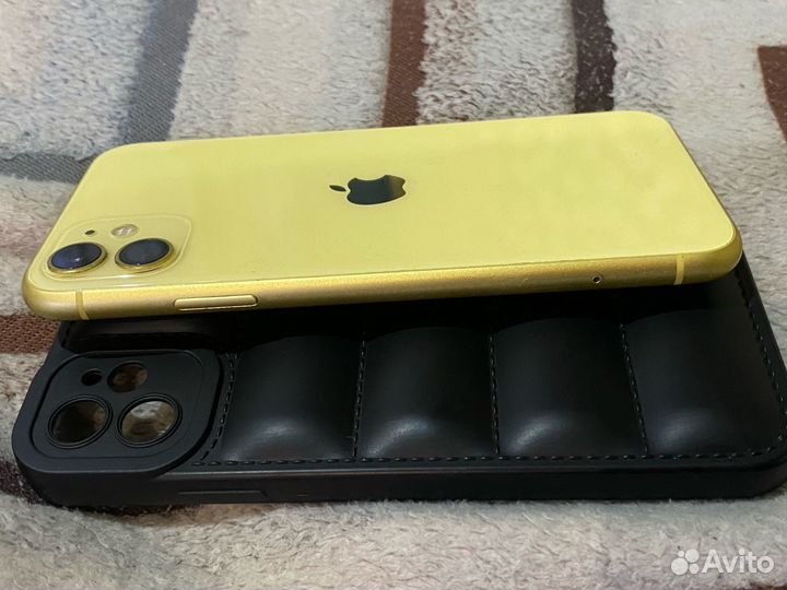 iPhone 11, 64 ГБ