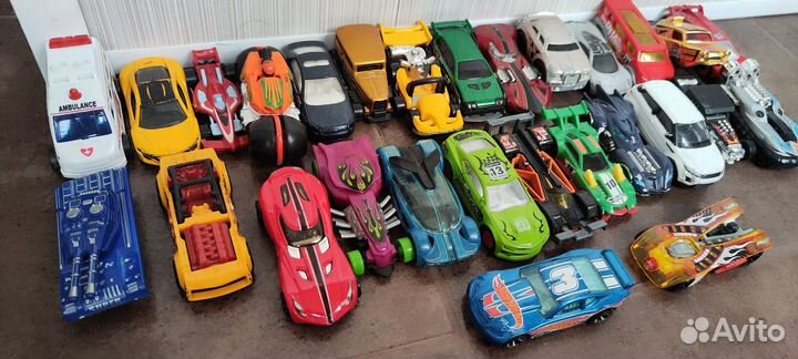 Hot wheels машинки и др