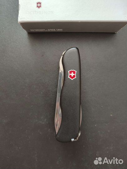 Victorinox Outrider black нож складной швейцарский