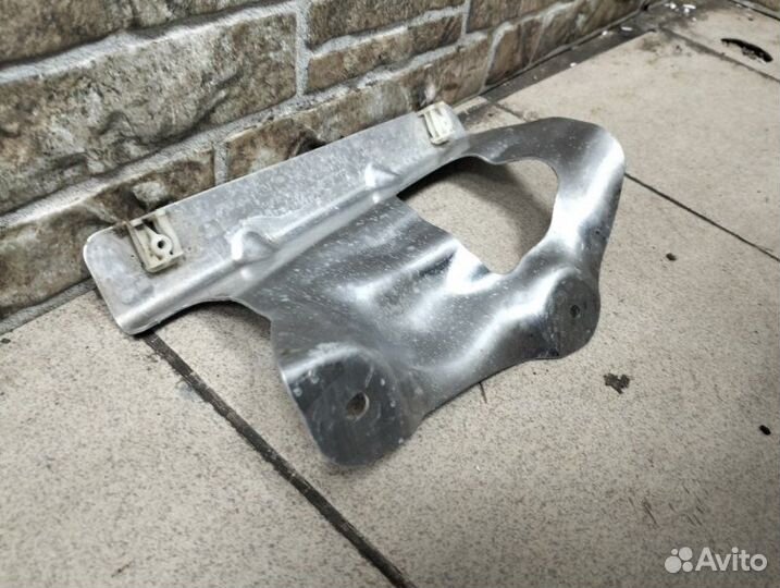 Тепловой экран Bmw 5-Series G30 3.0 2016