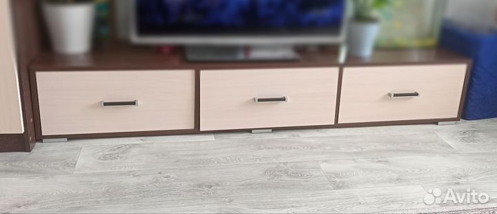 Тумба под телевизор