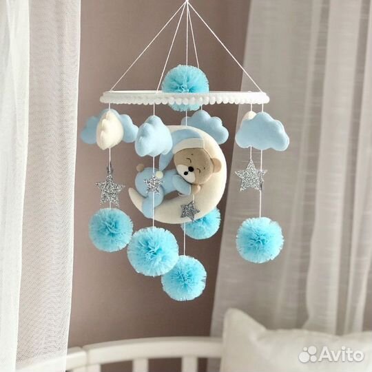 Мобиль в кроватку ручной работы