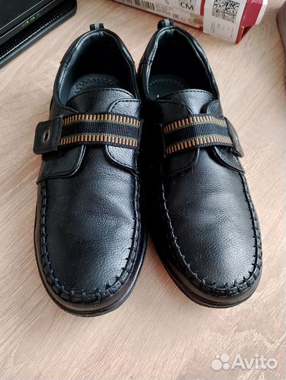 Школьные туфли для мальчика р. 30