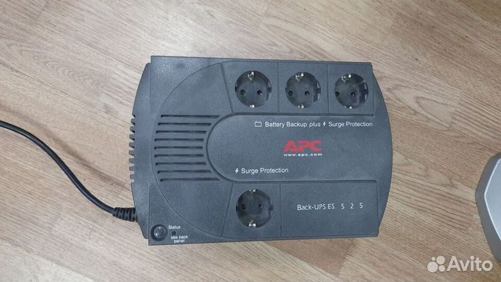 Резервный ибп APC Back-UPS BE525-RS