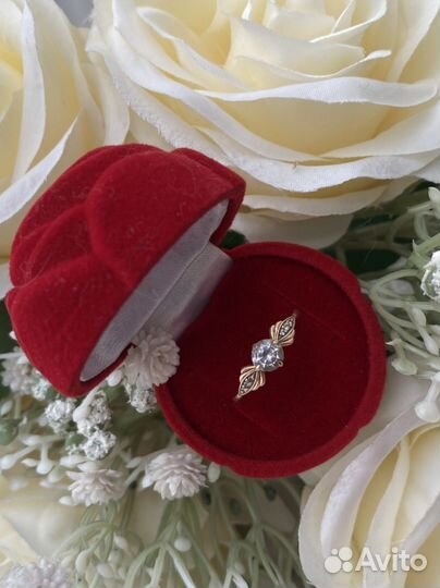 Золотое кольцо 585