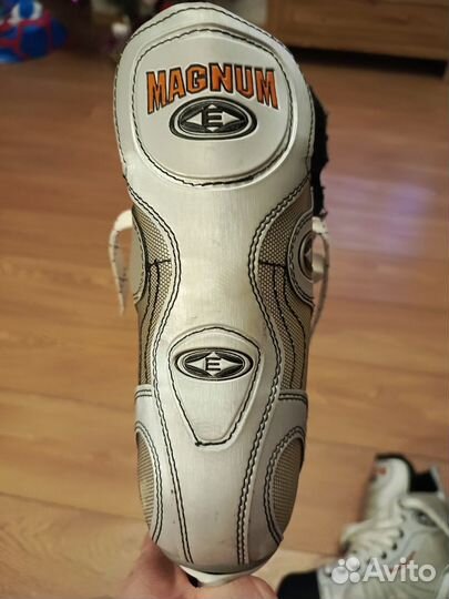 Коньки хоккейные