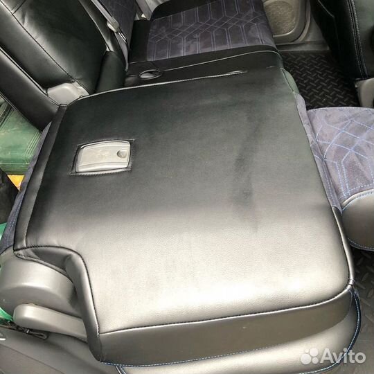 Чехлы Lexus GX470