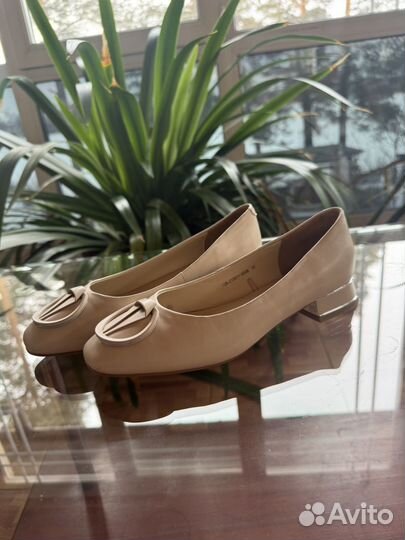 Балетки бежево-розовые 38 размер натуральная кожа