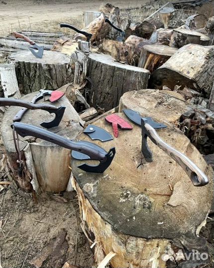 Топор кованый