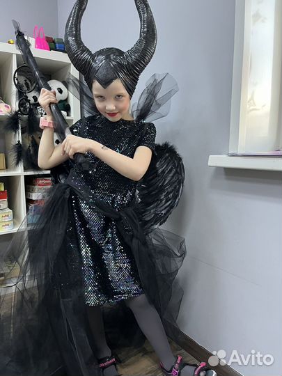 Продам костюм Малифисента