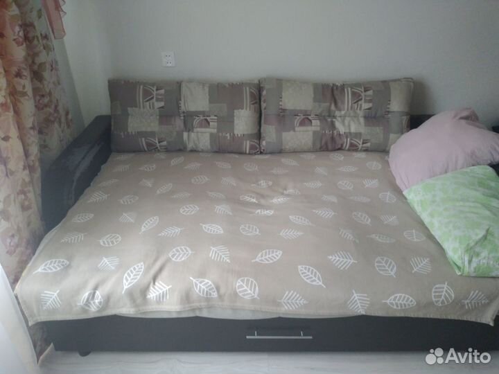 Диван прямой раскладной